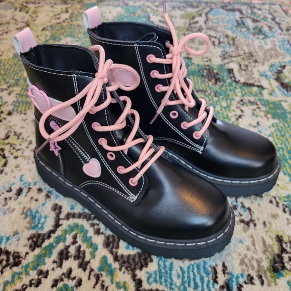 Yandun Shoes - Yandun Platform Chunky Pink Heart Zip Up Boots, Size 38